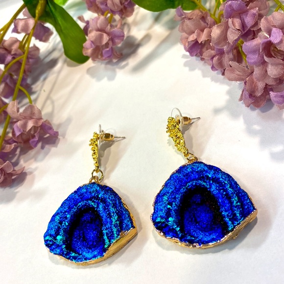 Stunning volcanic rock drop earrings! - Picture 4 of 7